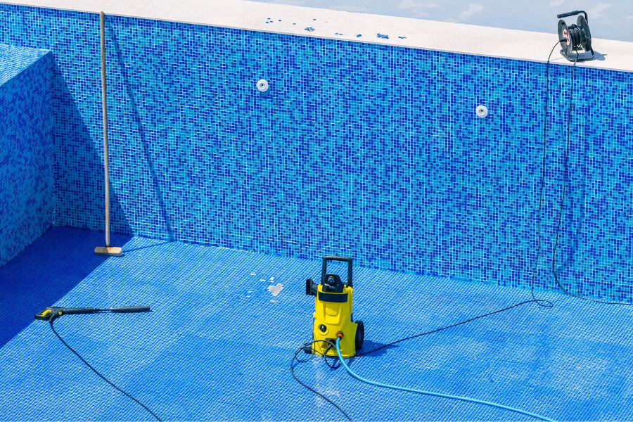 reparación de una piscina
