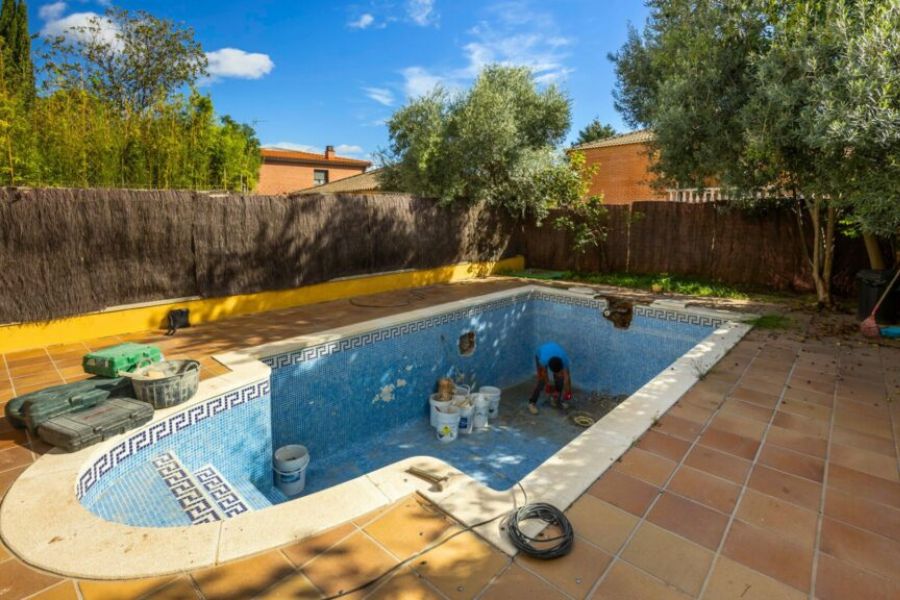 reparación de piscina