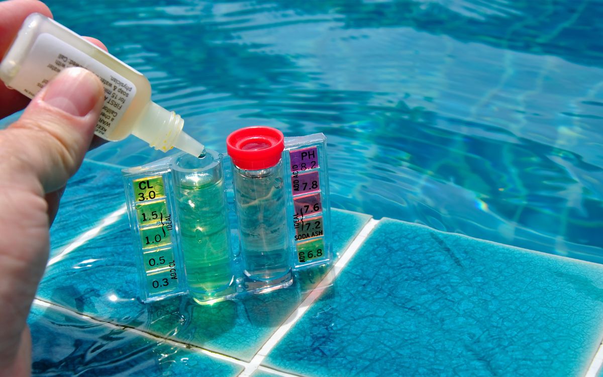 reparar una piscina