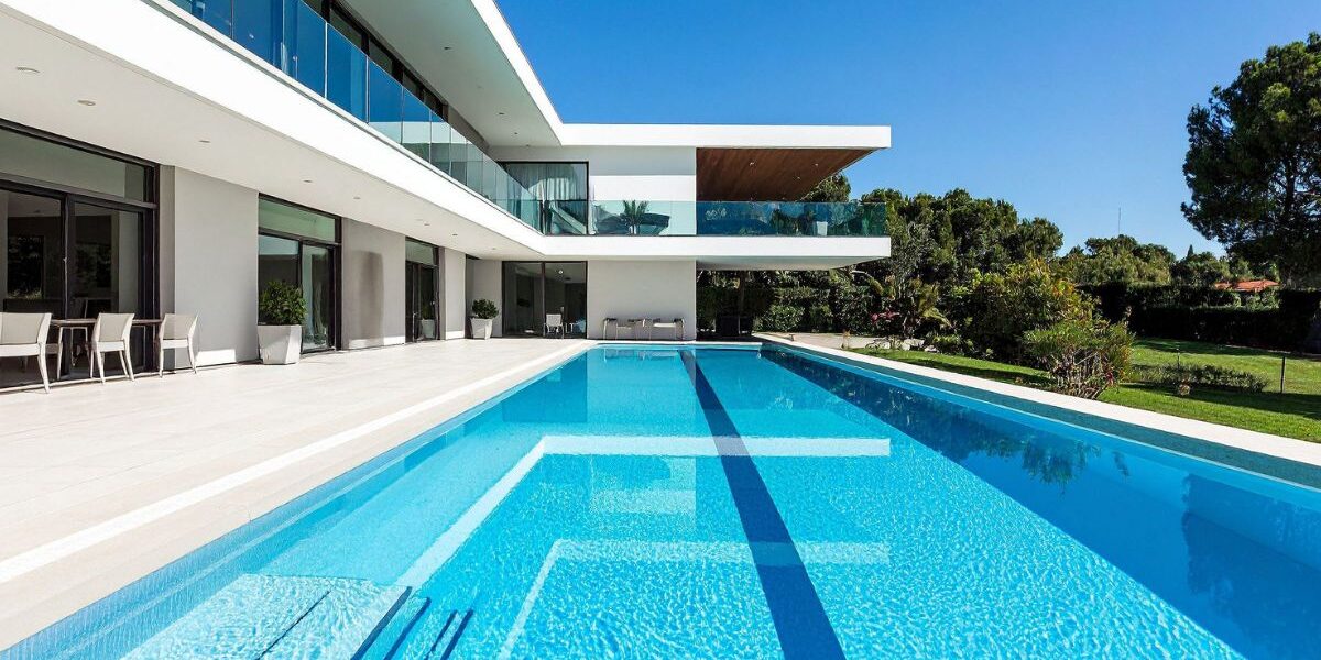 casa con piscina