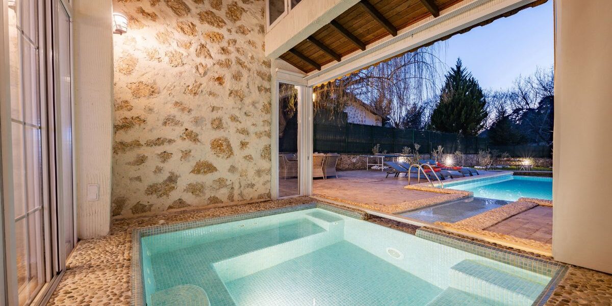 casa con piscina