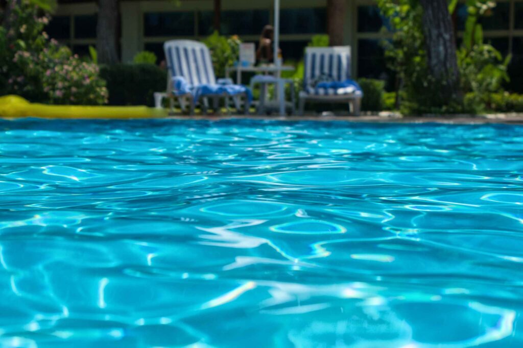 Rehabilitación de piscinas: errores que conviene evitar antes de empezar